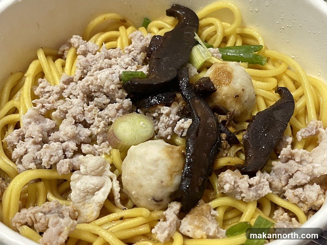 Noodles with Toppings