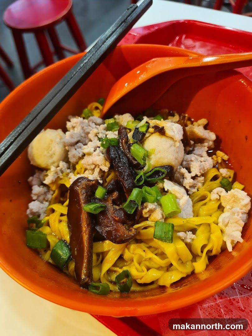 Noodles with Toppings