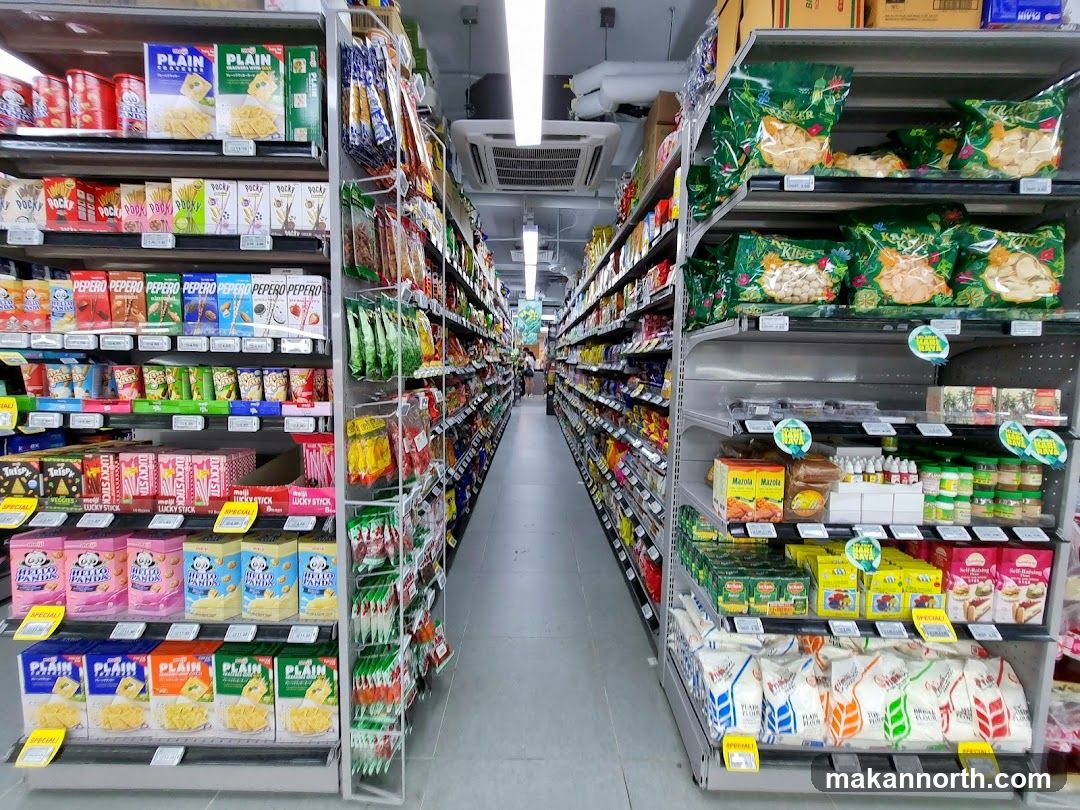 Supermarket Aisle