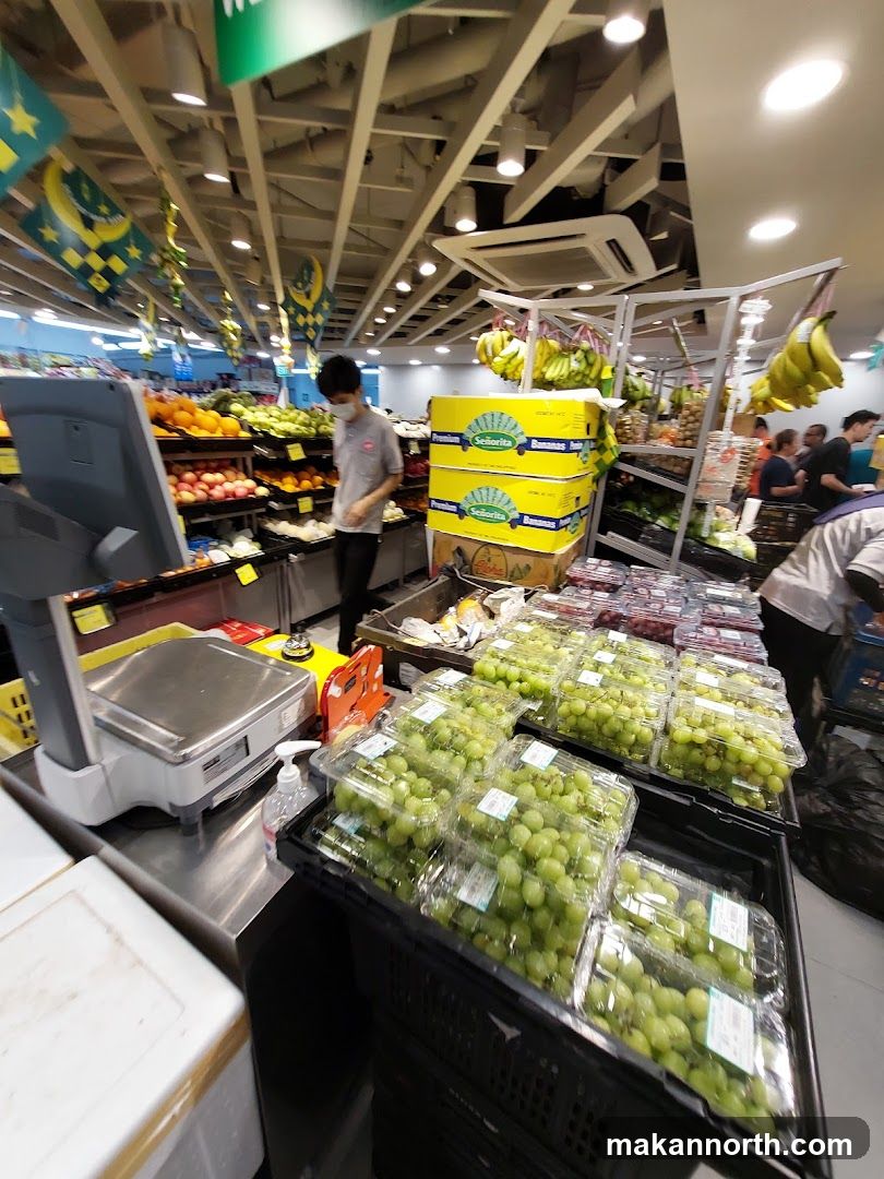 Supermarket Produce Section