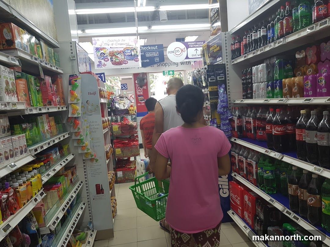 Supermarket Aisle
