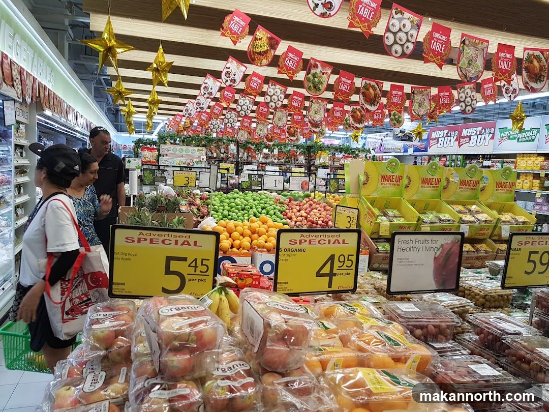 Supermarket Produce Aisle