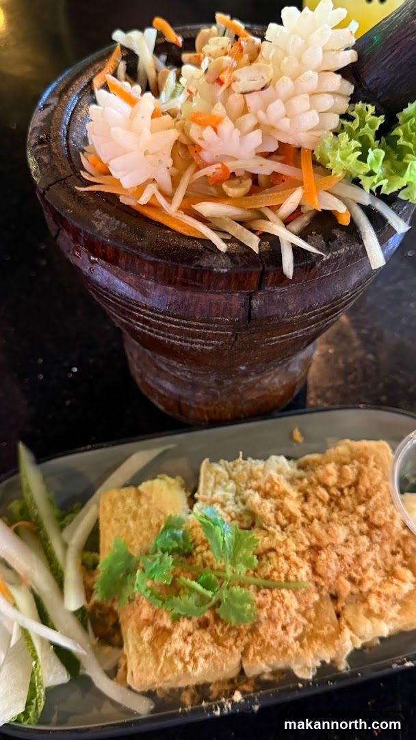 Thai Salad and Fried Tofu