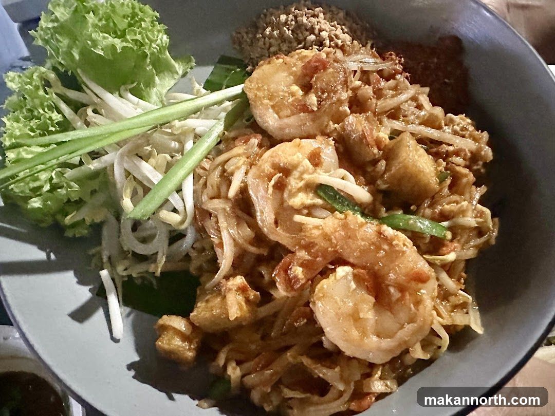 Pad Thai with Shrimp