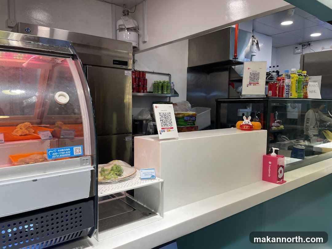 Food Counter with Refrigerated Display