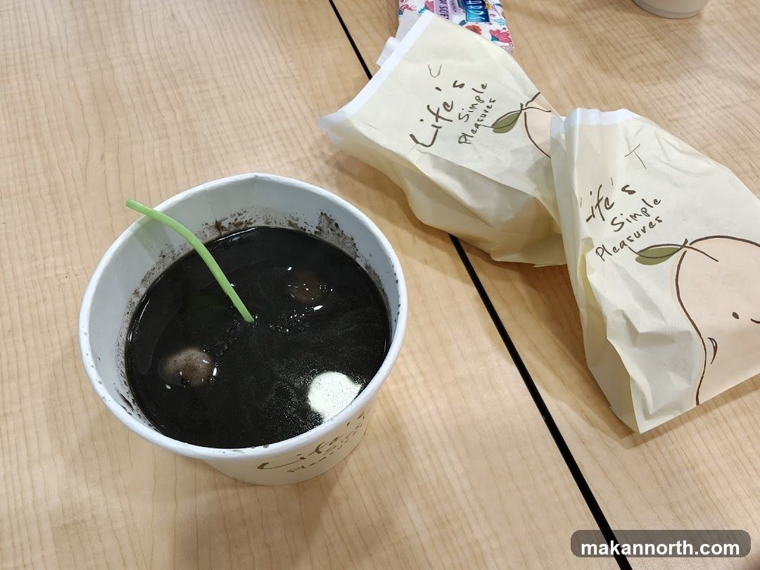 Black Sesame Soup with Dumplings and Packaged Snacks