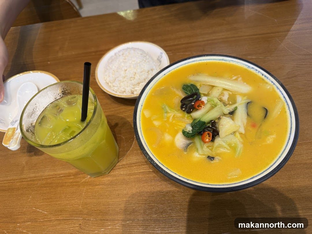 Noodle Soup with Rice and Drink