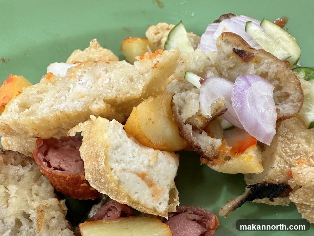 Fried Snacks with Cucumber and Onion