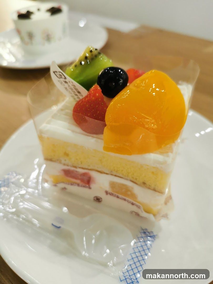 Fruit Cake Slice