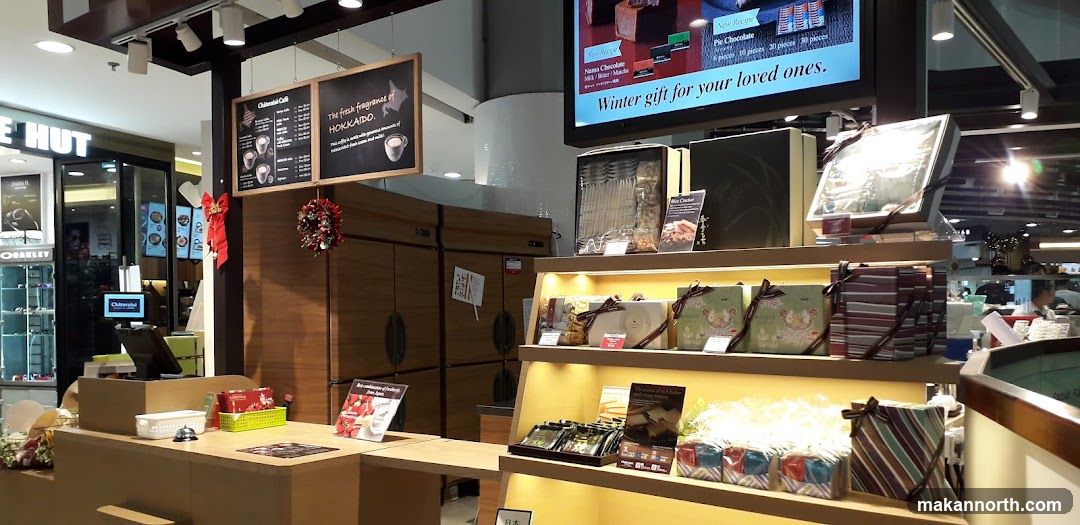 Chateraise Cafe Display