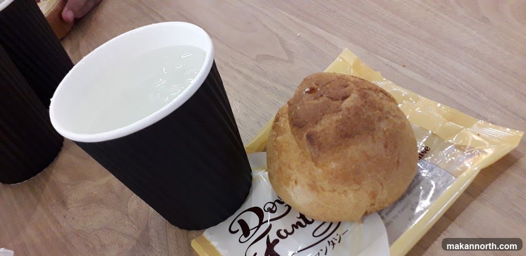 Cream Puff and Drink