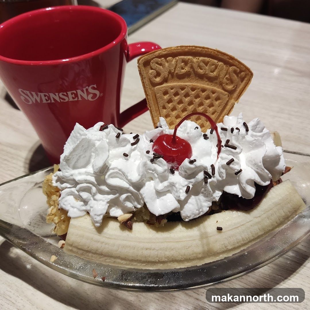 Banana Split with Swensen's Mug