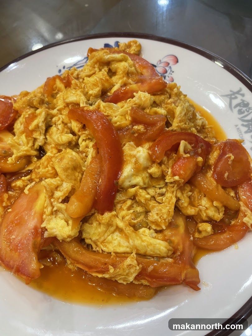 Scrambled Eggs with Tomatoes