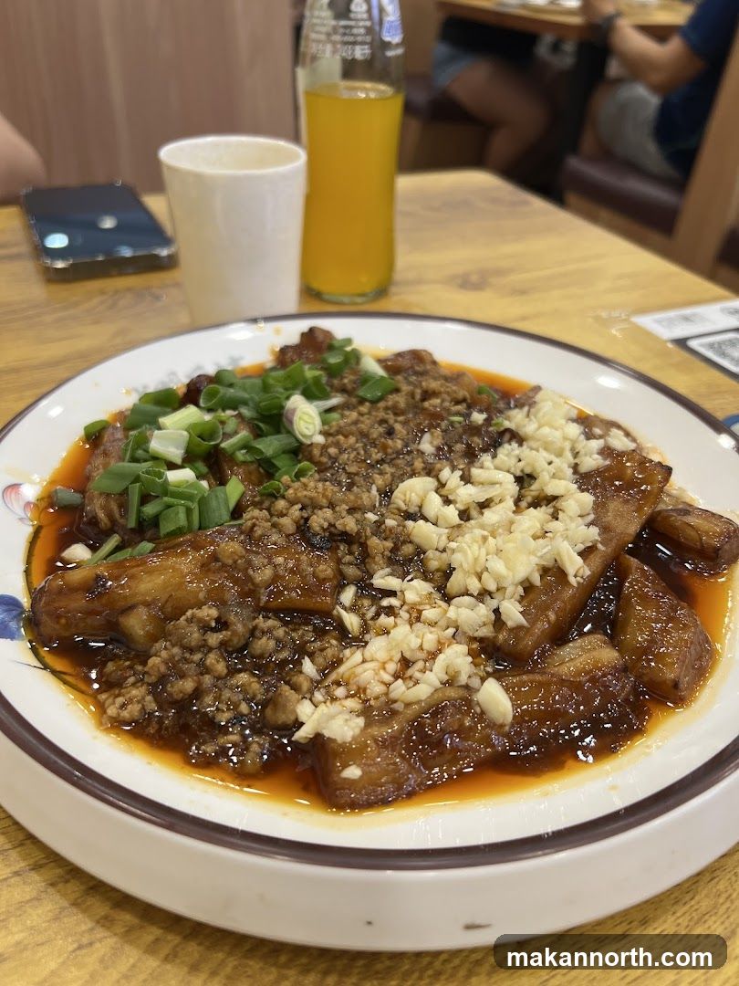 Dish with Minced Meat and Garlic
