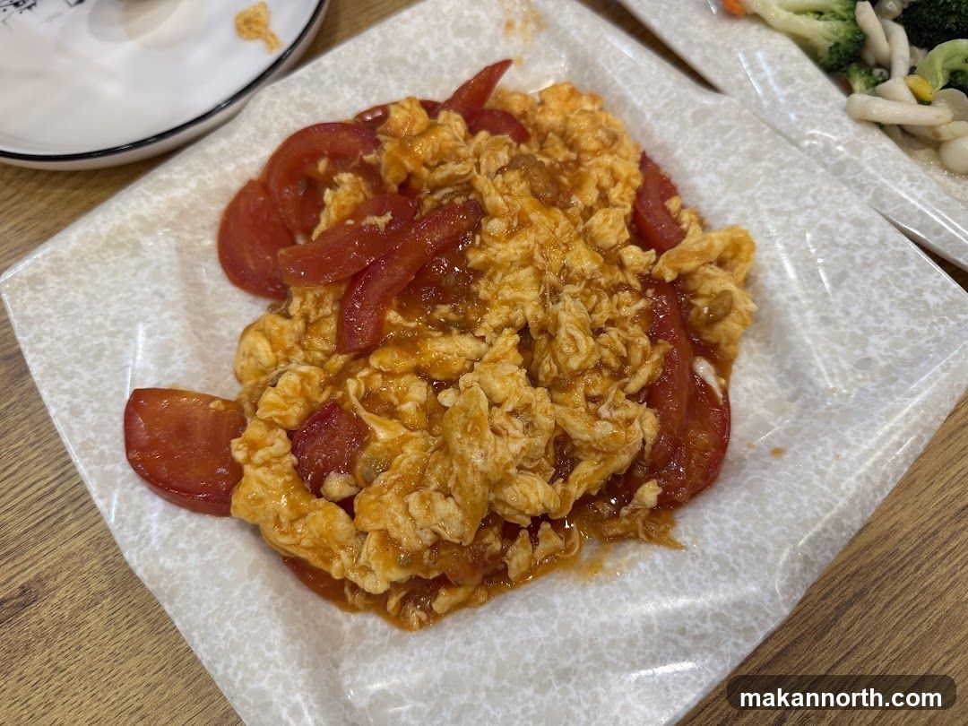 Scrambled Eggs with Tomatoes