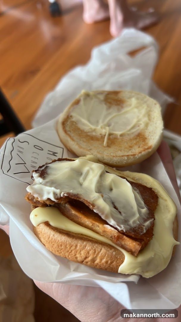 Sandwich with meat and sauce