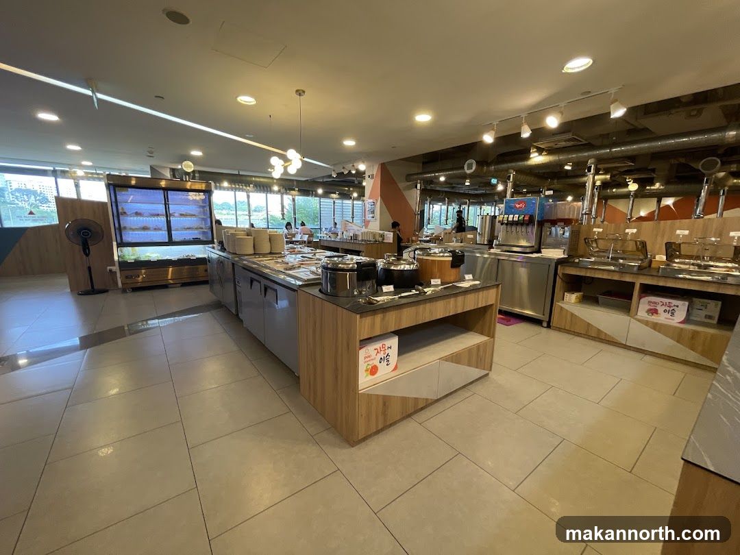 Buffet Restaurant Interior