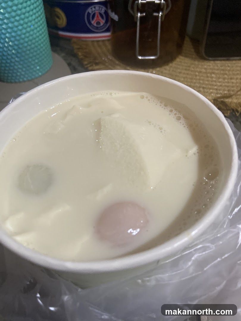 Tofu Pudding with Toppings