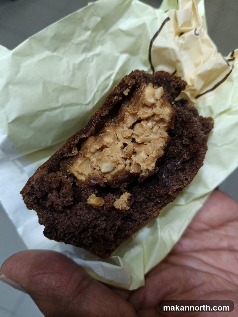 Chocolate brownie with peanut filling