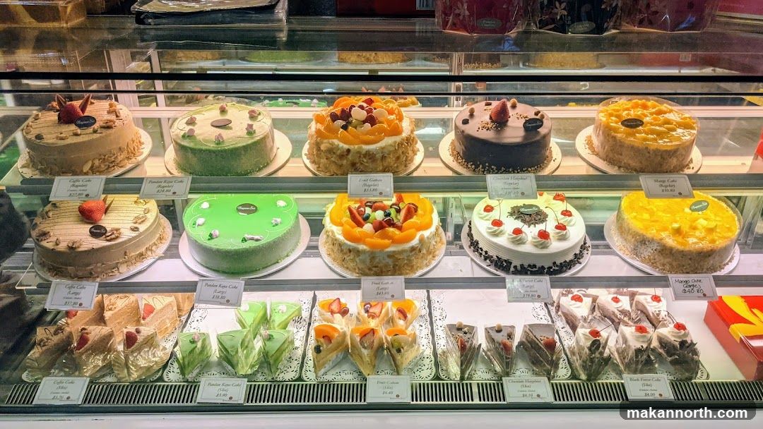 Cakes and Pastries Display