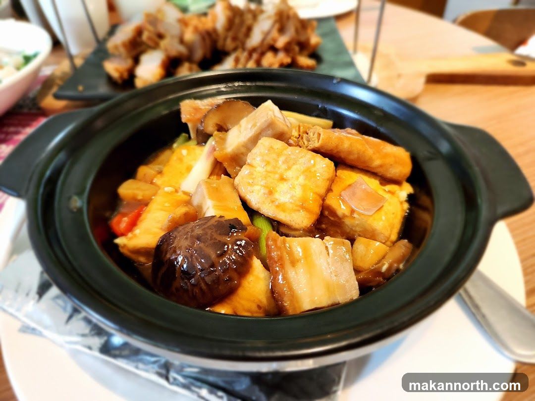 Braised Tofu and Pork Belly