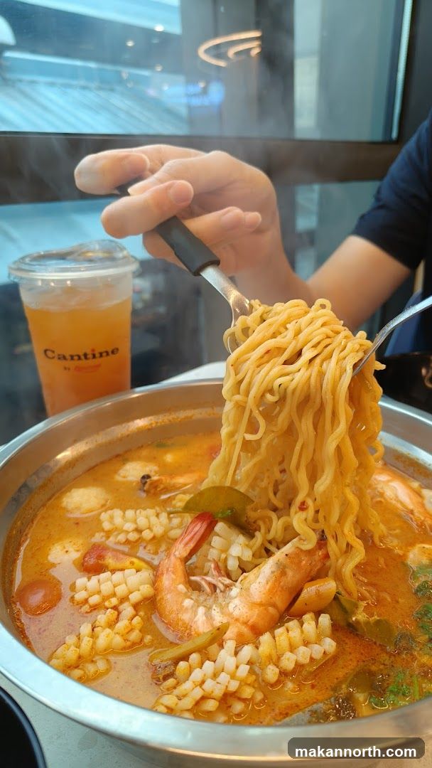 Noodle Soup with Shrimp and Squid
