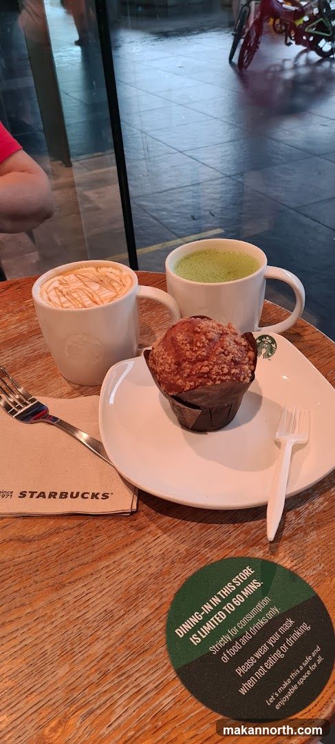 Starbucks Table Setting
