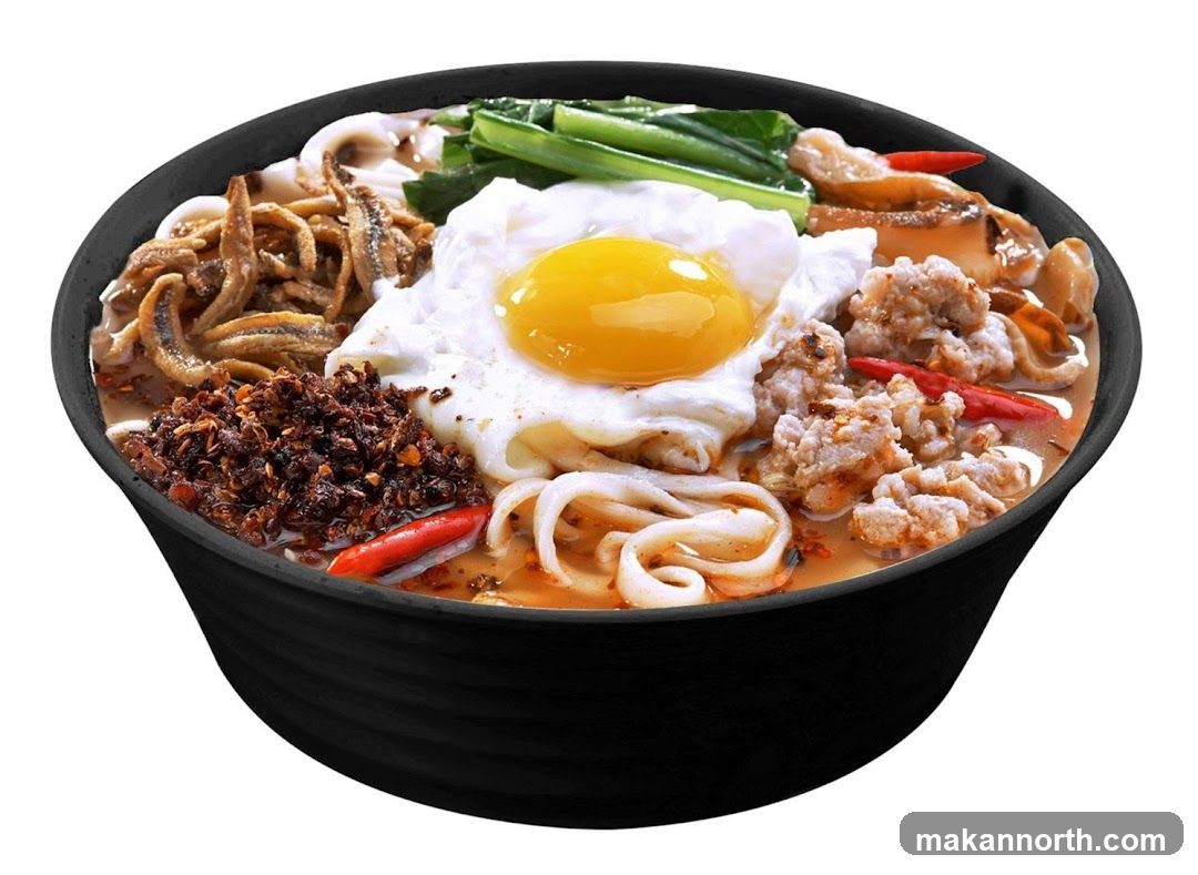 Noodle Soup with Egg and Meat