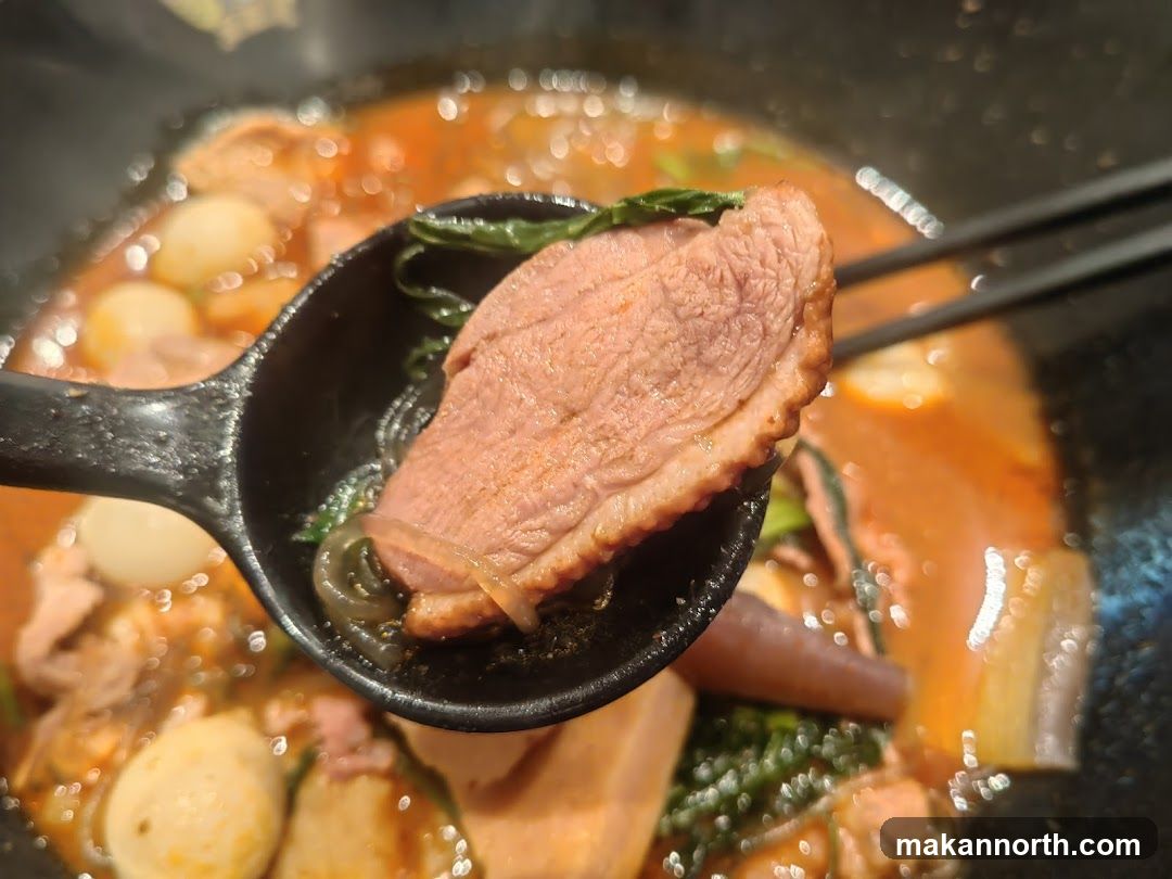 Close-up of Duck Soup