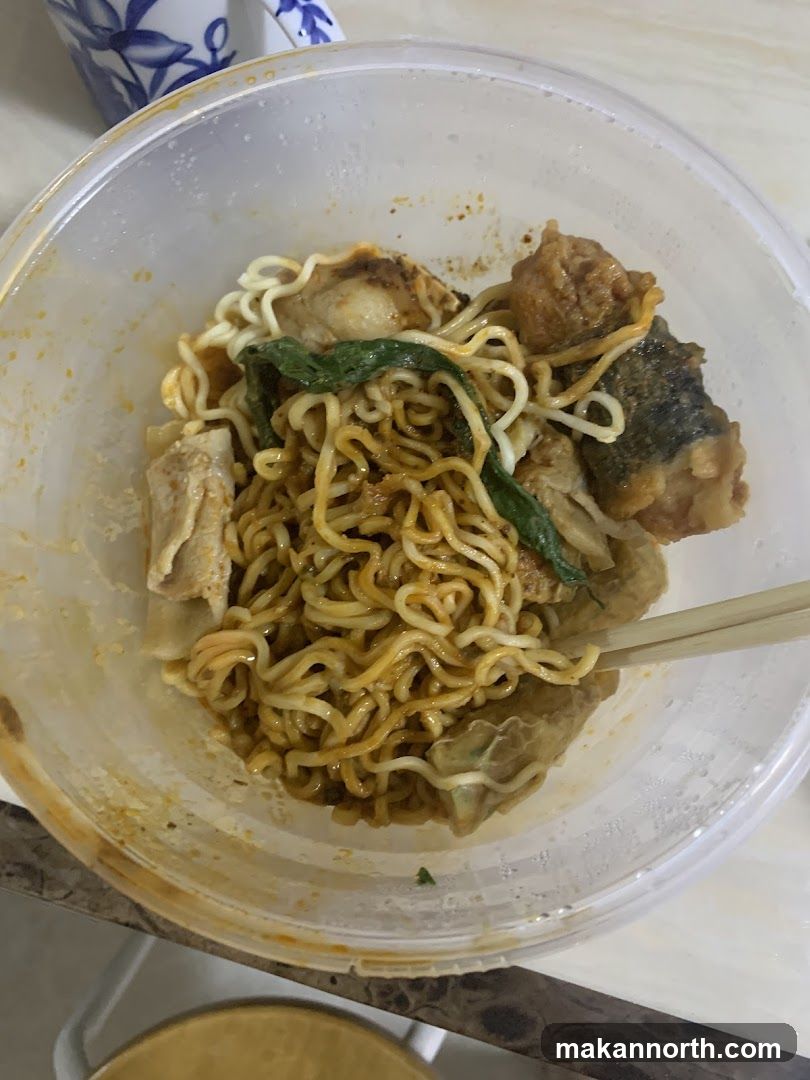Noodles with Toppings