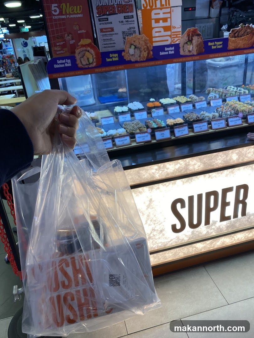 Sushi Display and Takeaway Bag