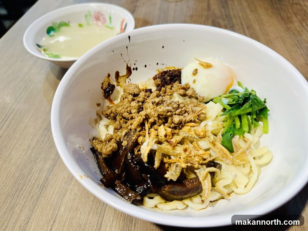 Noodles with Toppings