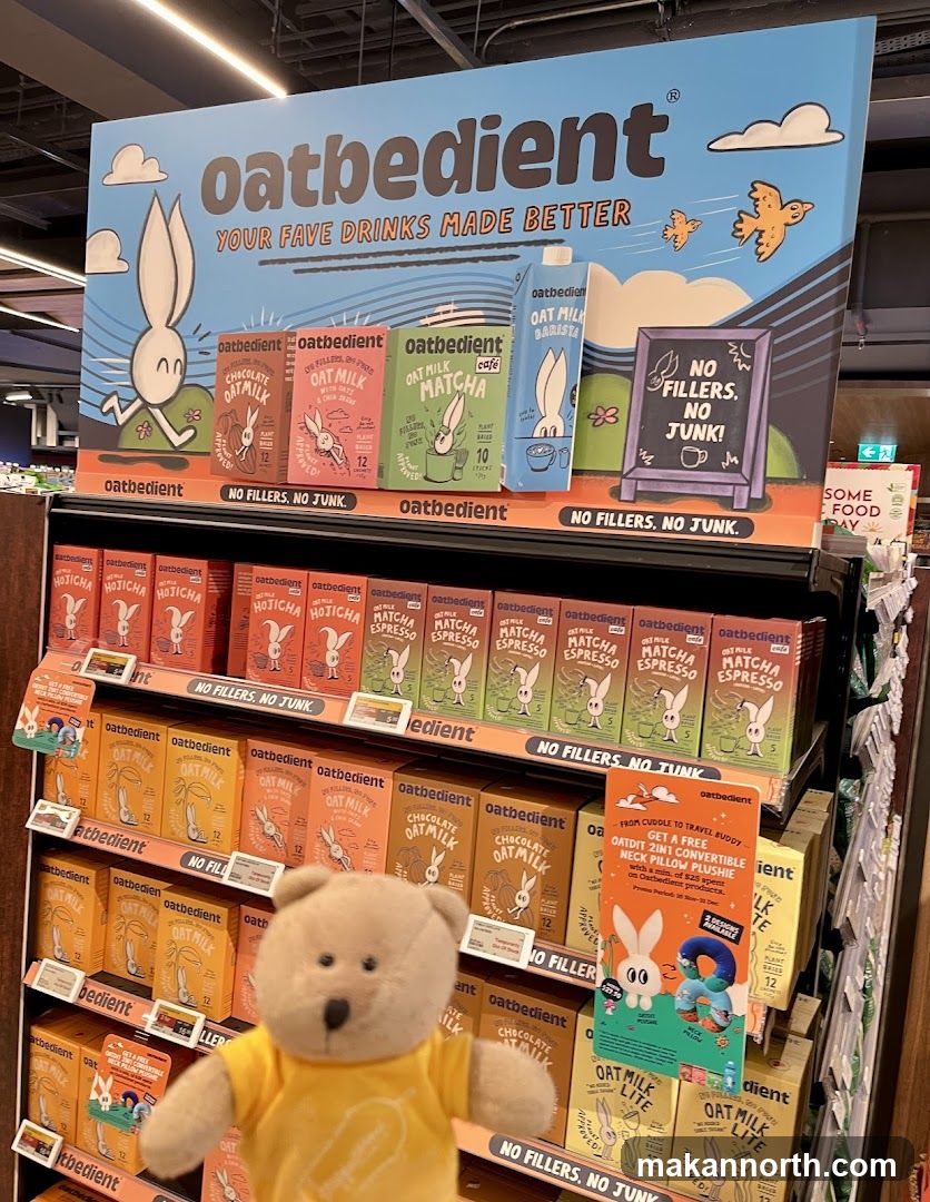 Oatbedient Products Display