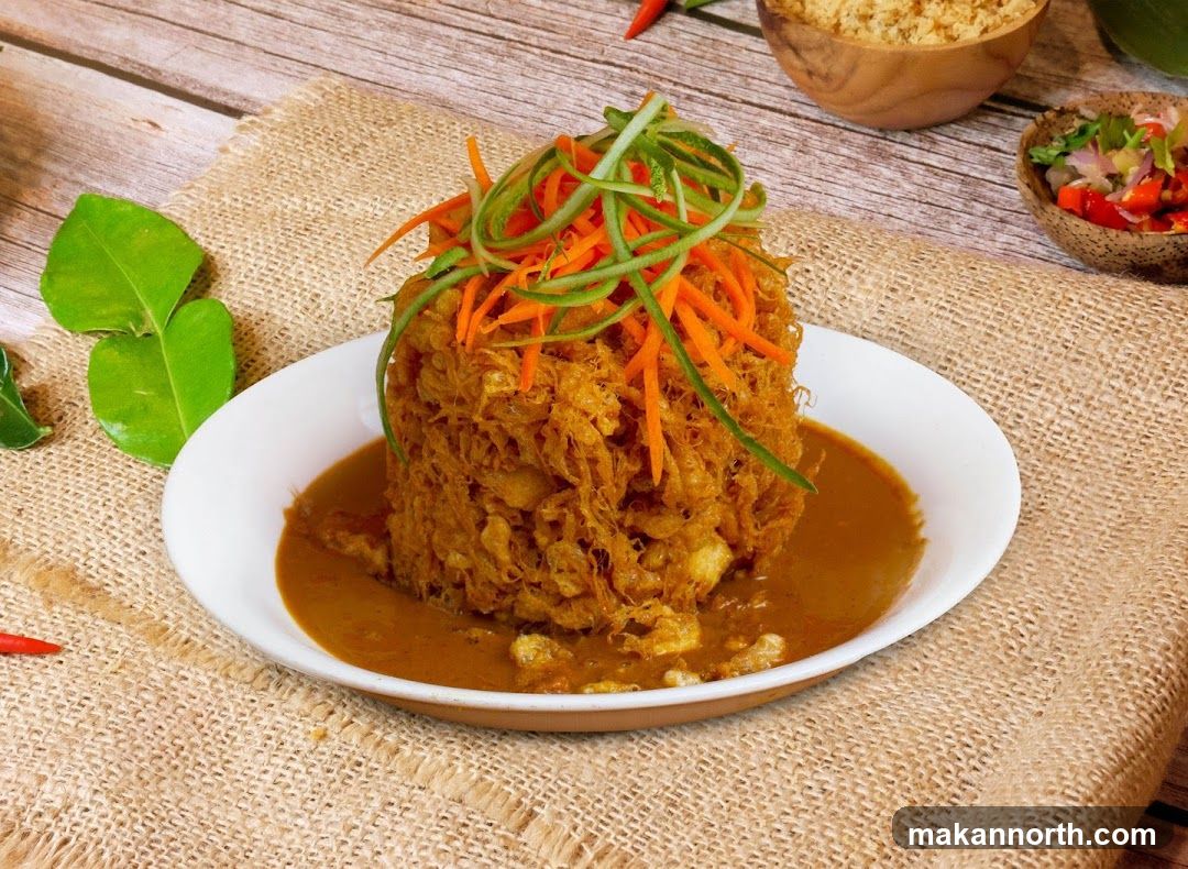 Crispy Fried Dish with Sauce