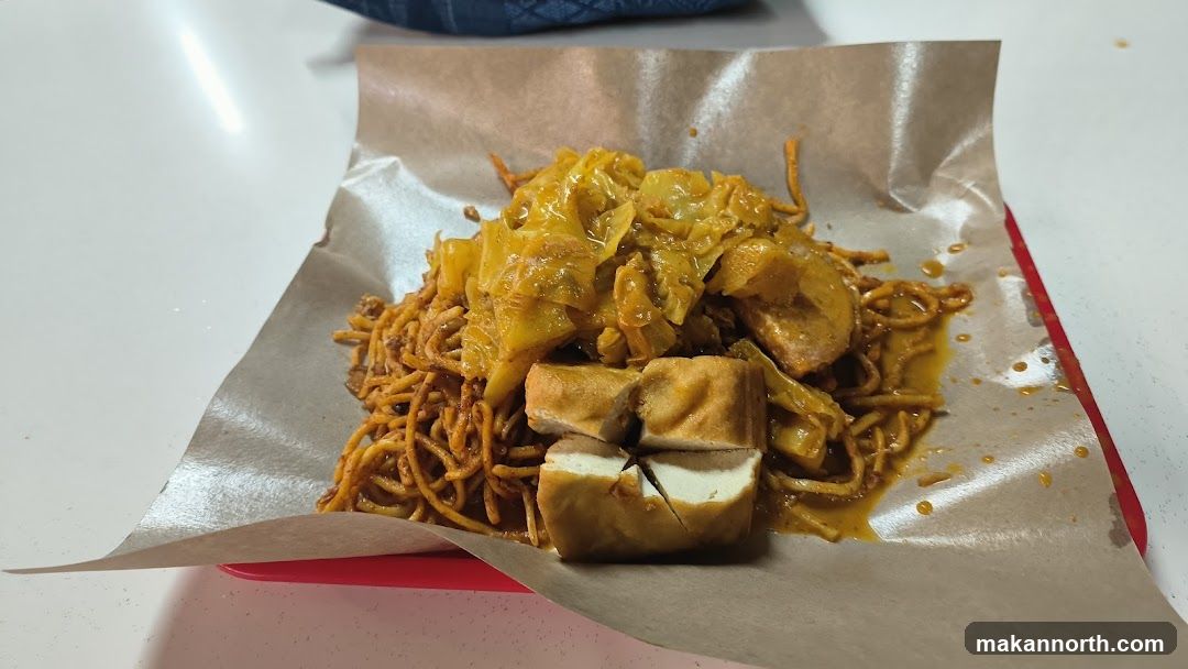 Noodles with Cabbage and Tofu
