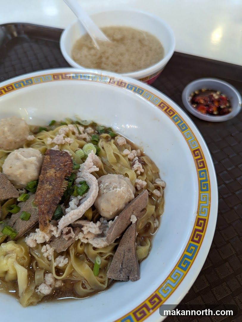 Noodle Soup with Meatballs and Liver
