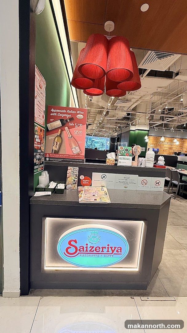 Saizeriya Restaurant Counter