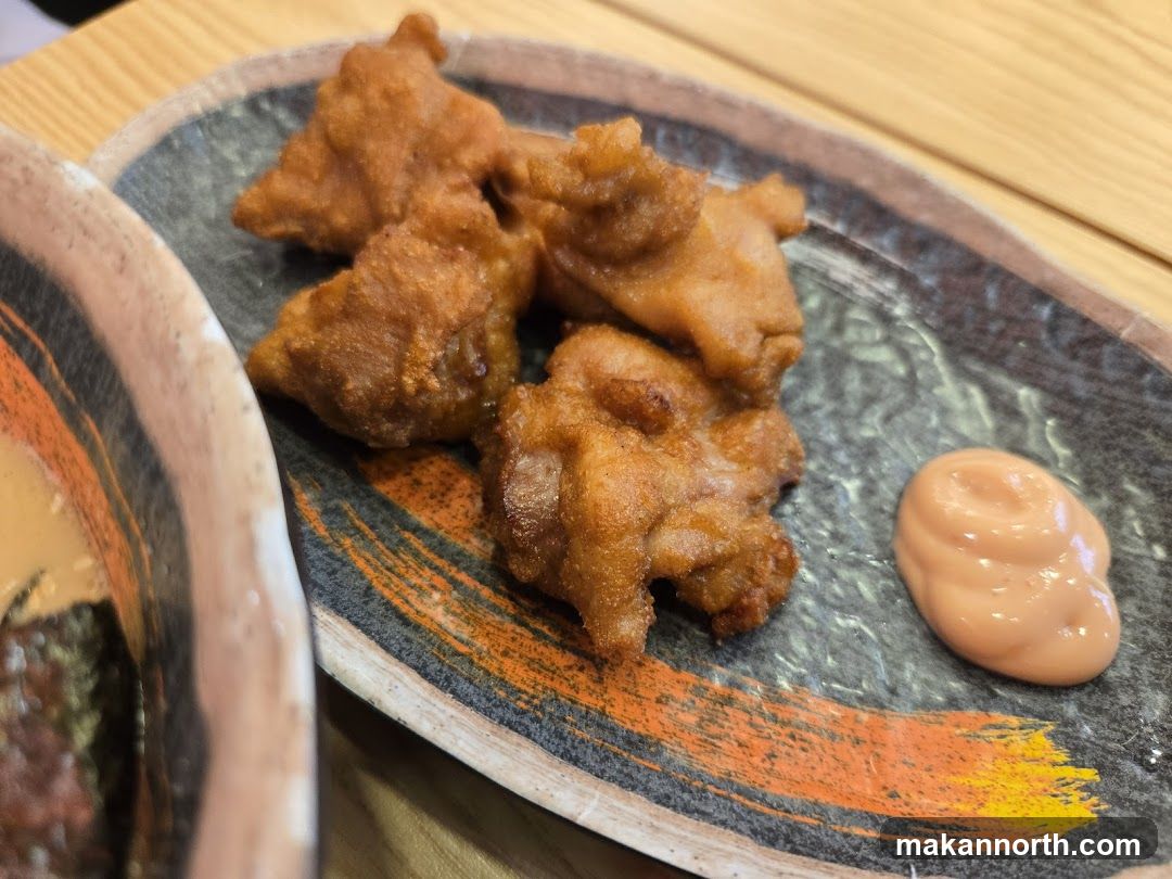 Fried Chicken Bites with Sauce
