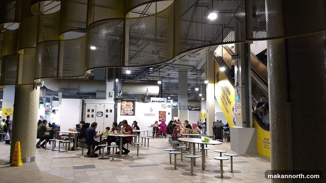 Food Court
